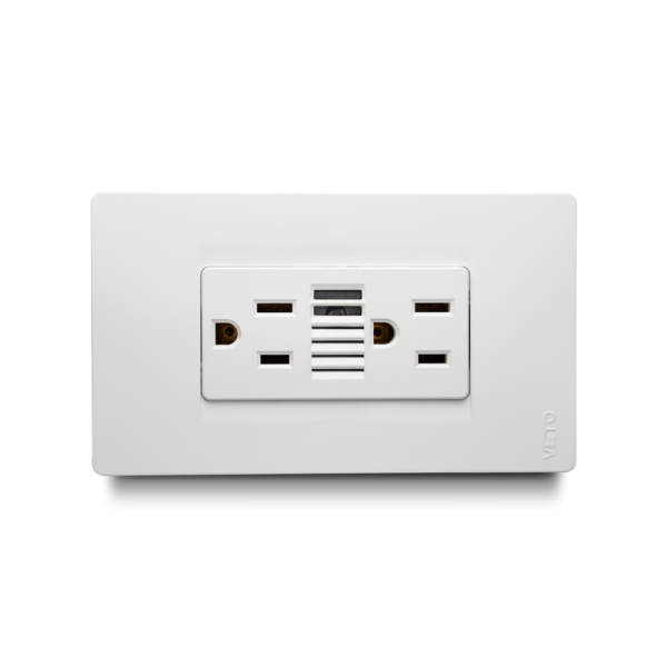 TOMACORRIENTE DOBLE AMER 2P+E + LUZ GUÍA (BL)